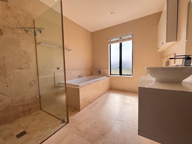 4 Bedroom Property for Sale in Oubaai Western Cape